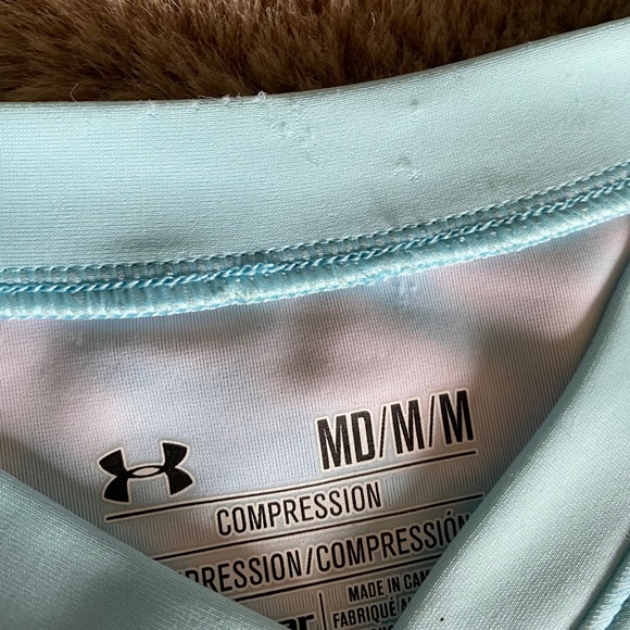 Under Armour Top - Picture 8 of 13